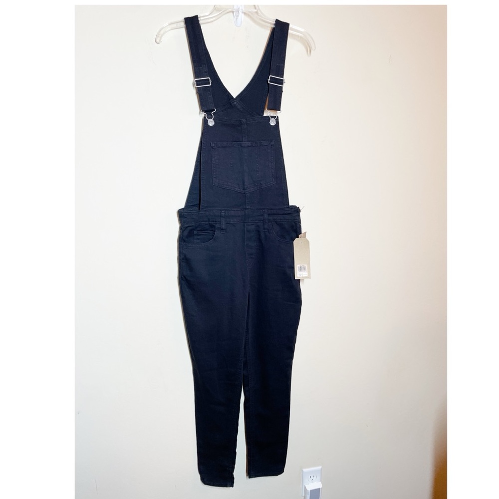 Levi’s black side zip overalls. Size 28